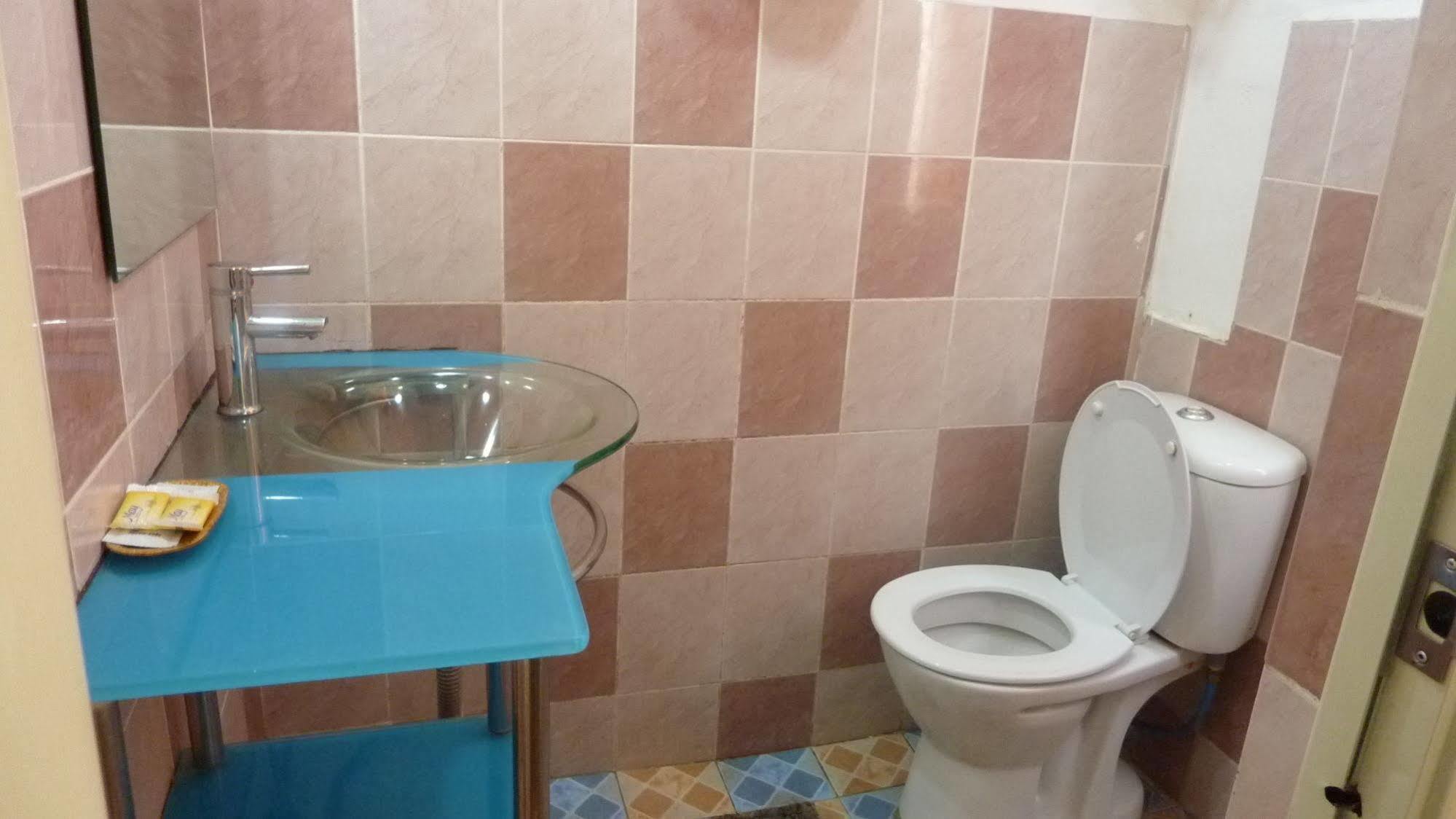 7 Hung Hung Inn Kota Kinabalu Luaran gambar