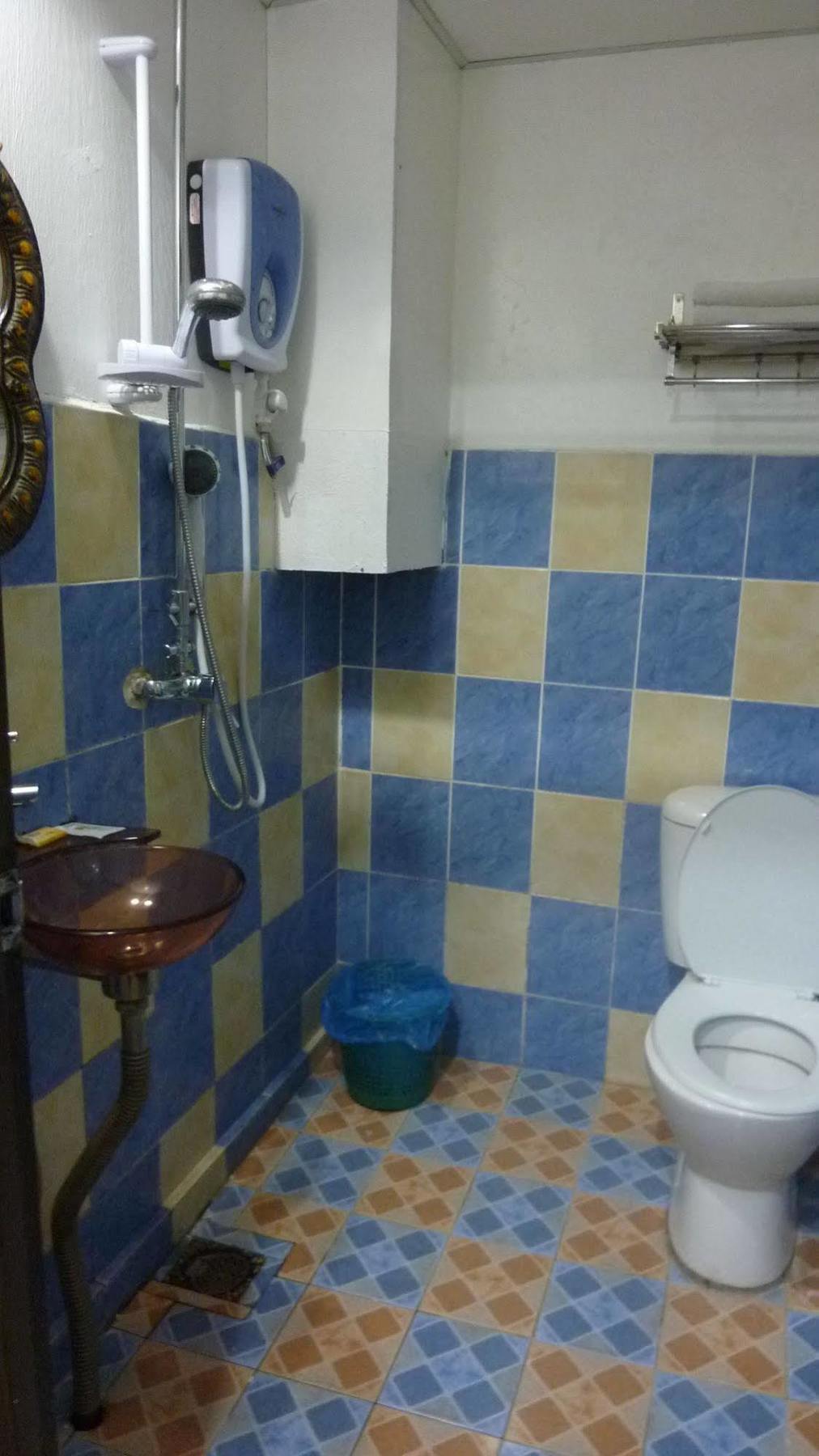 7 Hung Hung Inn Kota Kinabalu Luaran gambar