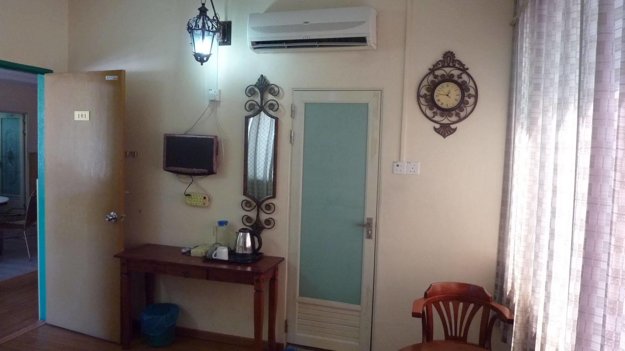 7 Hung Hung Inn Kota Kinabalu Luaran gambar